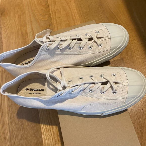 Moonstar classic gym shoes size 10 white - Picture 2 of 4